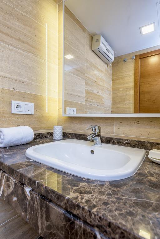 Goodplaces Larios Apartment มาลากา ภายนอก รูปภาพ